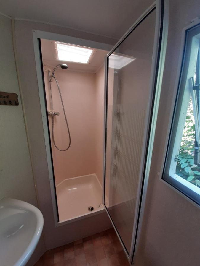 Caravan In Bosrijk Gebied Ξενοδοχείο Zuidlaren Εξωτερικό φωτογραφία