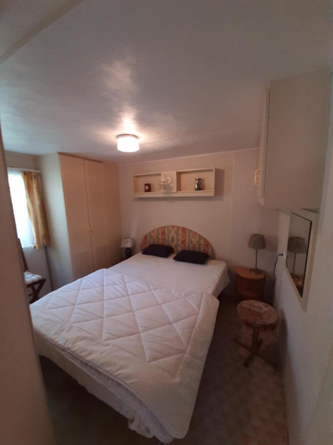 Caravan In Bosrijk Gebied Ξενοδοχείο Zuidlaren Εξωτερικό φωτογραφία
